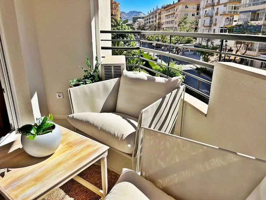 Luxurious Beach Apartment With Pool Fuengirola
