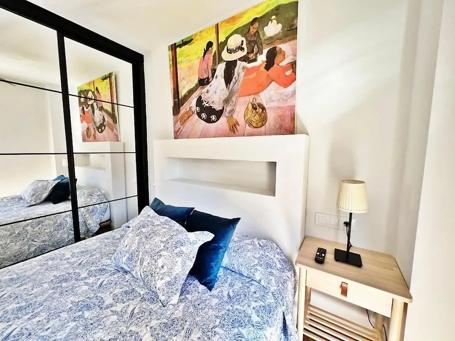 Luxurious Beach Apartment With Pool Fuengirola